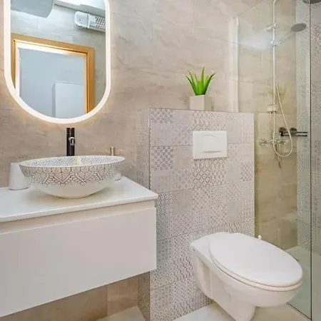 Mlini Dubrovnik- Room With Private Kitchen شقة *