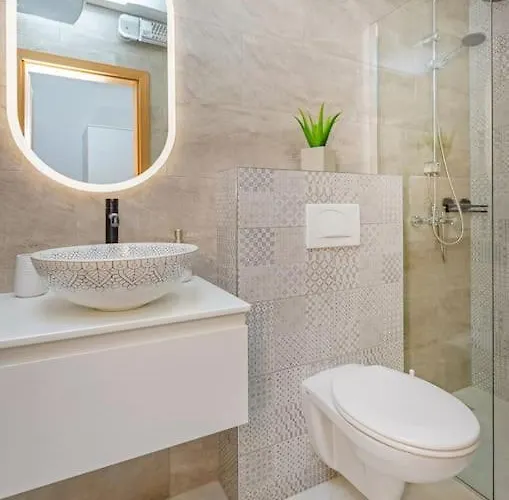 Dubrovnik- With Private Kitchen Appartamento *
